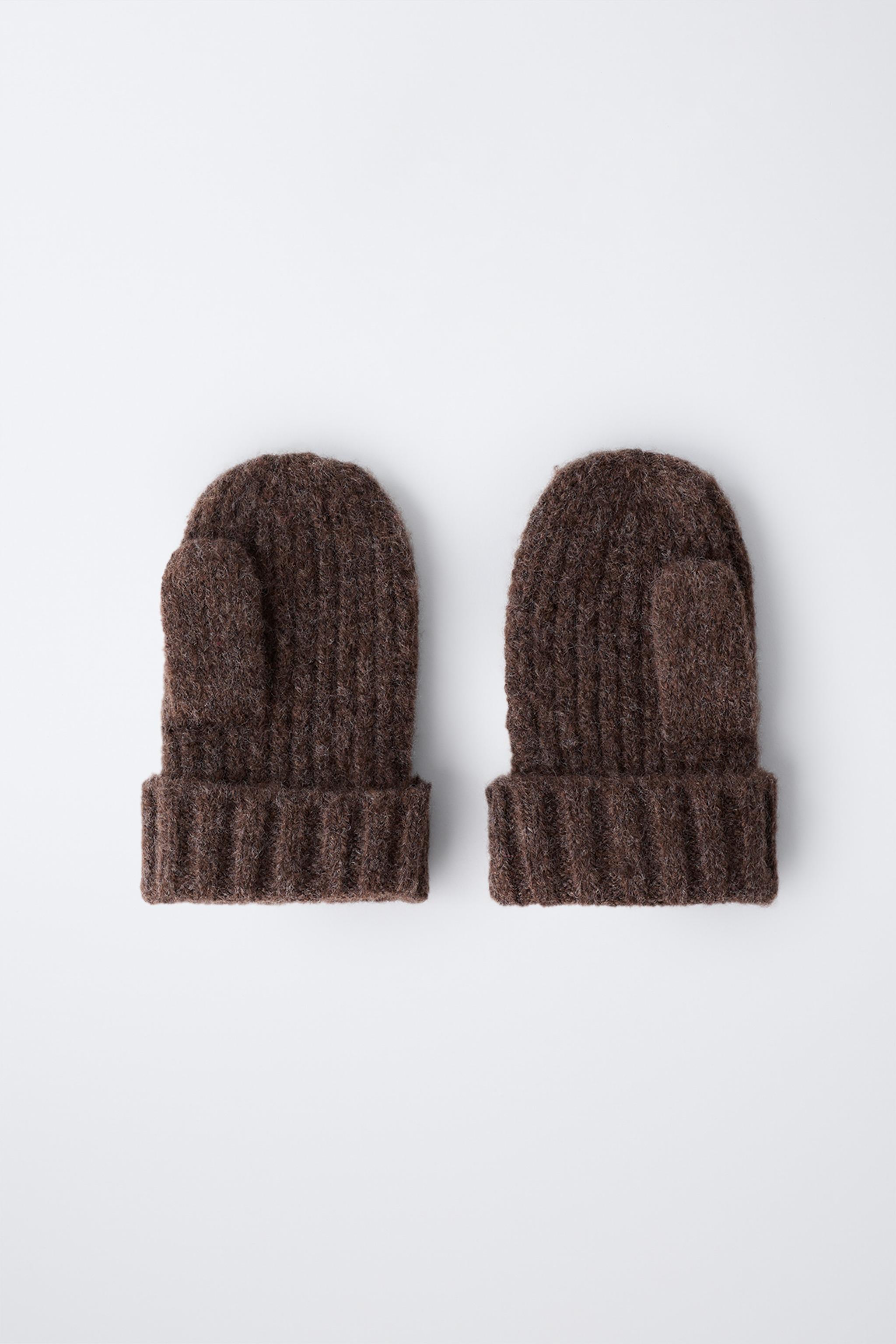 PLAIN KNIT MITTENS